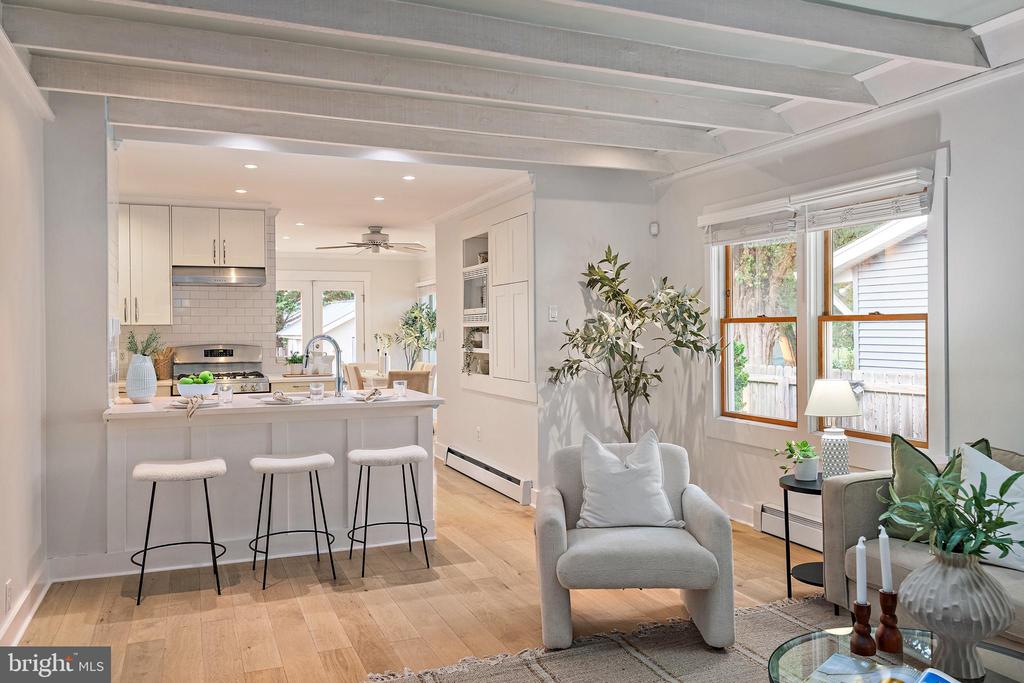 122 SMITH AVENUE