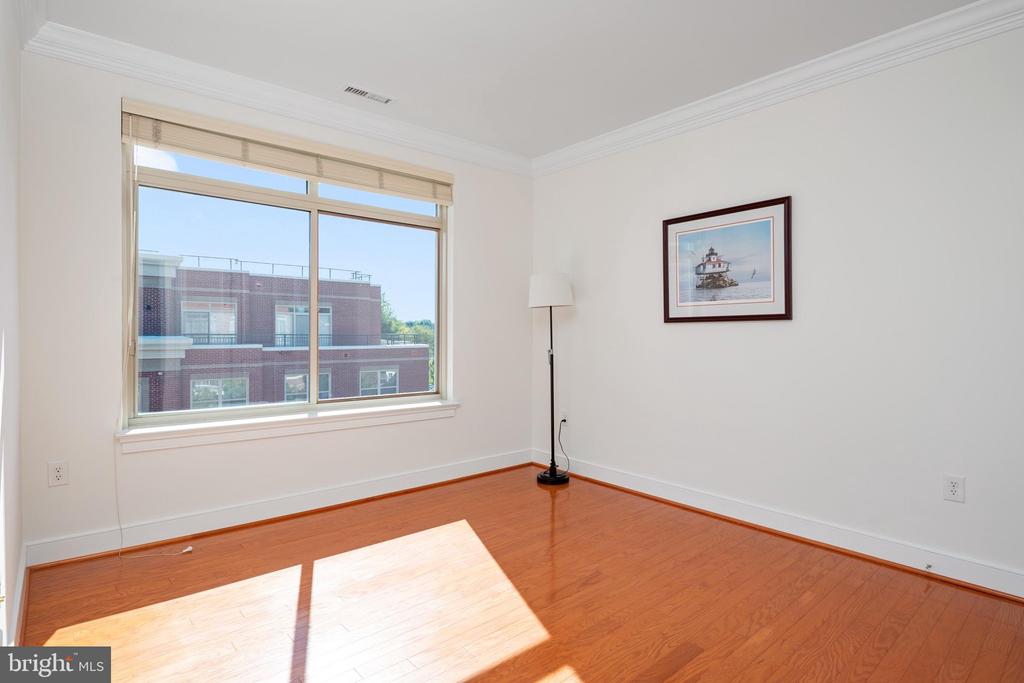 66 FRANKLIN STREET Unit: 409