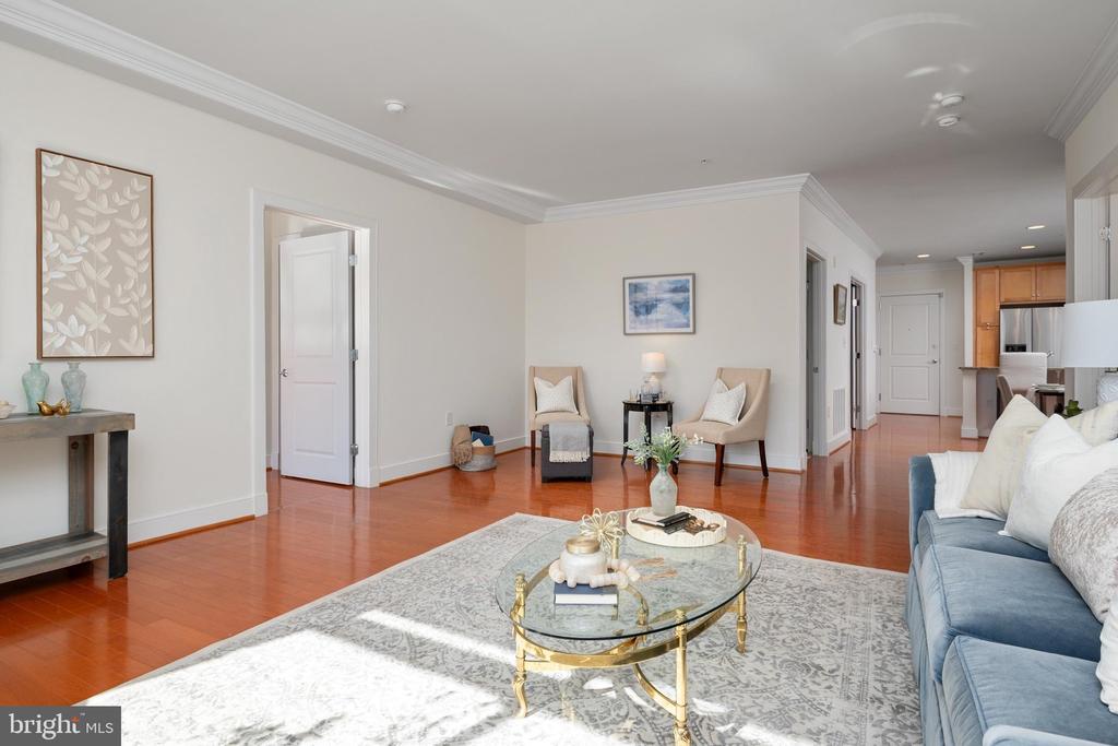66 FRANKLIN STREET Unit: 409