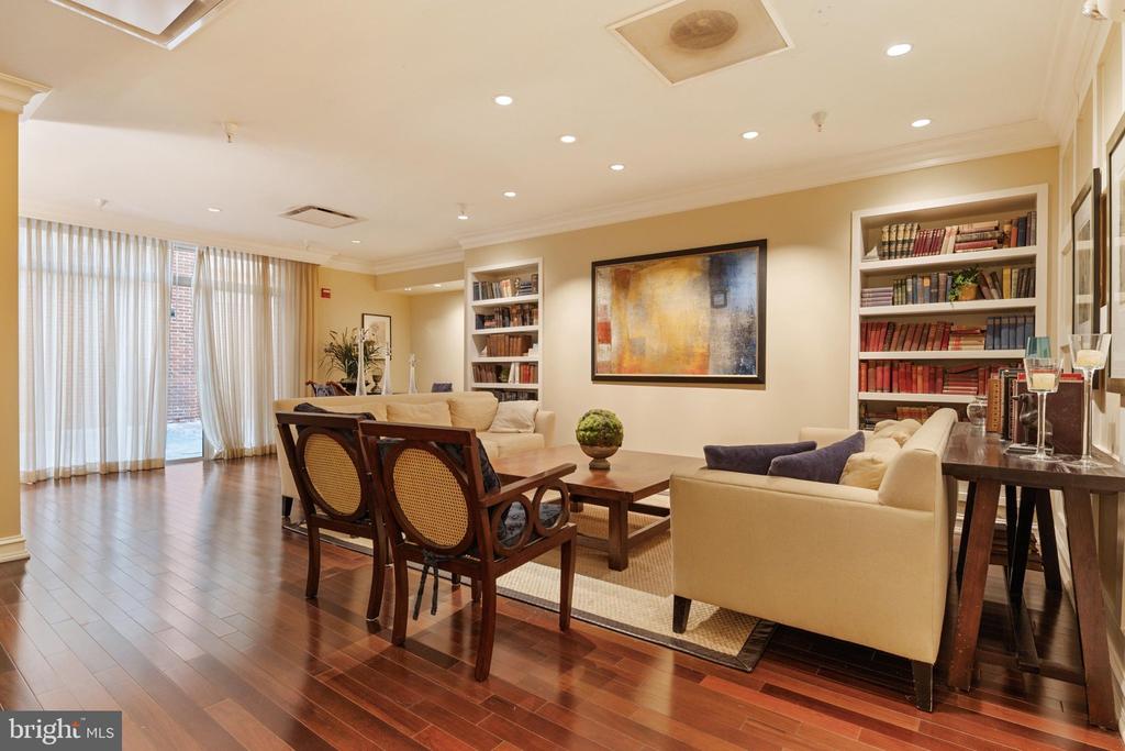 66 FRANKLIN STREET Unit: 409