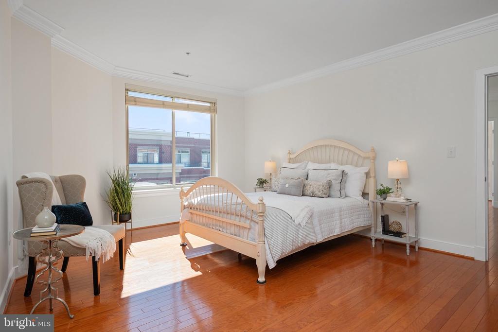 66 FRANKLIN STREET Unit: 409