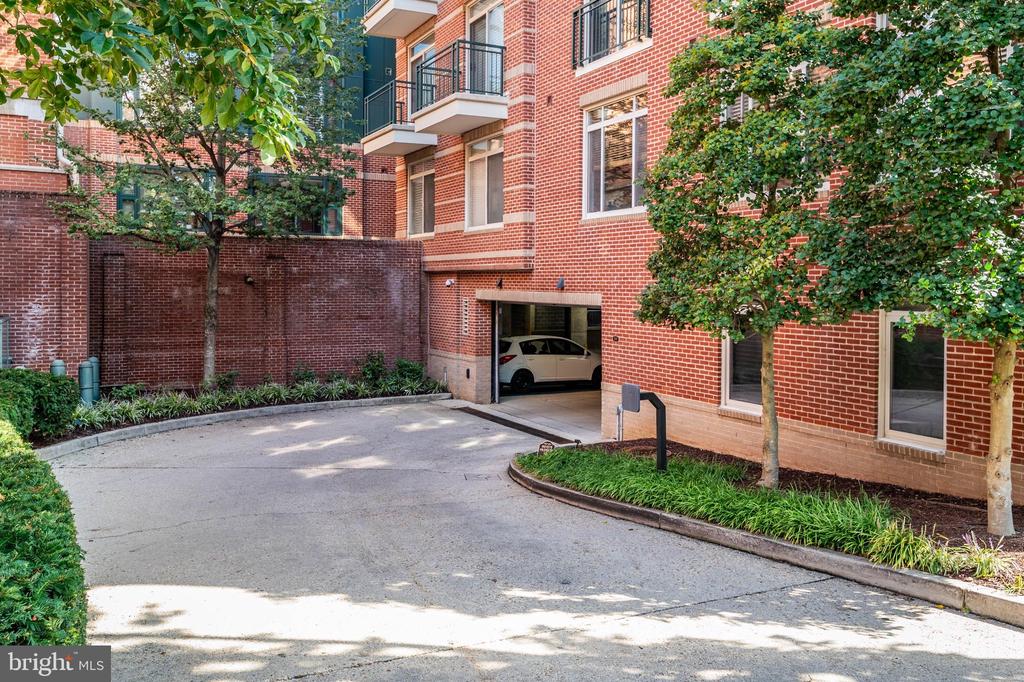 66 FRANKLIN STREET Unit: 409