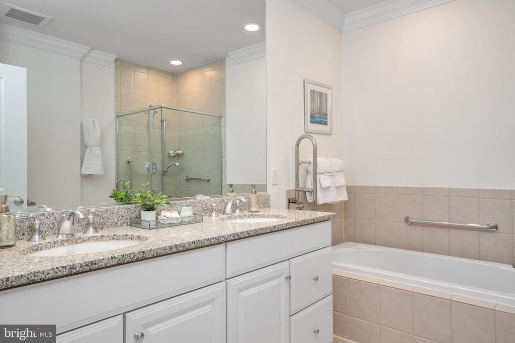 66 FRANKLIN STREET Unit: 409