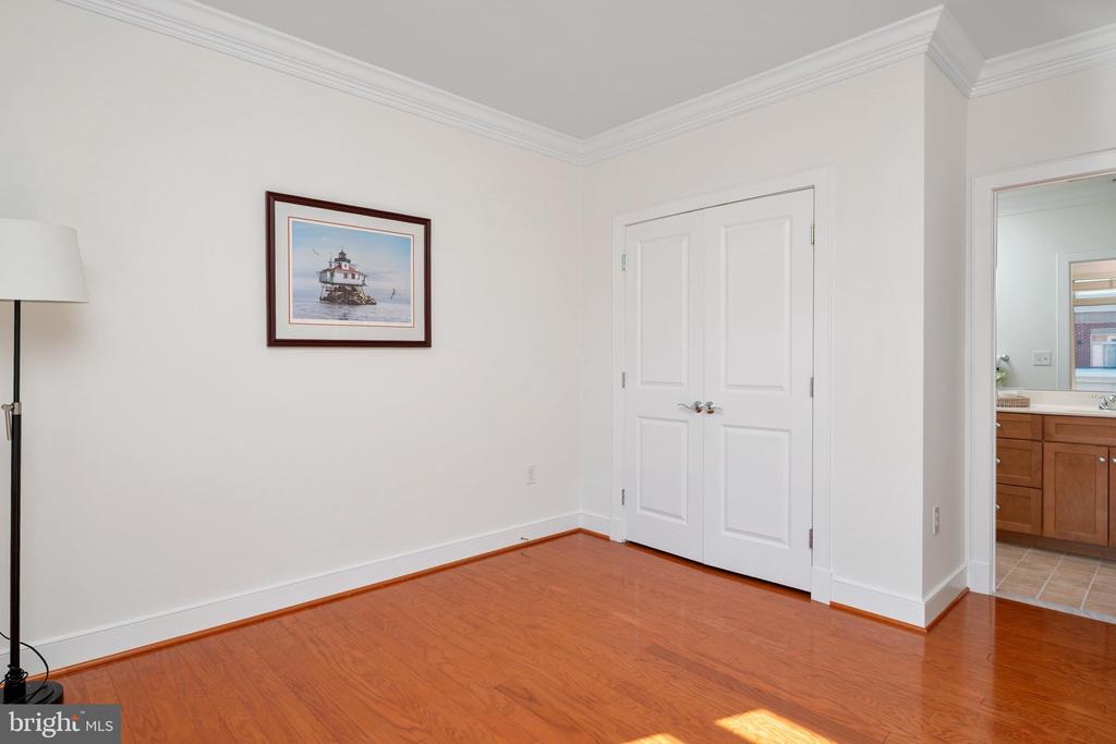 66 FRANKLIN STREET Unit: 409