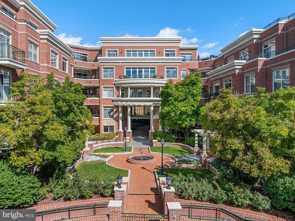 66 FRANKLIN STREET Unit: 409