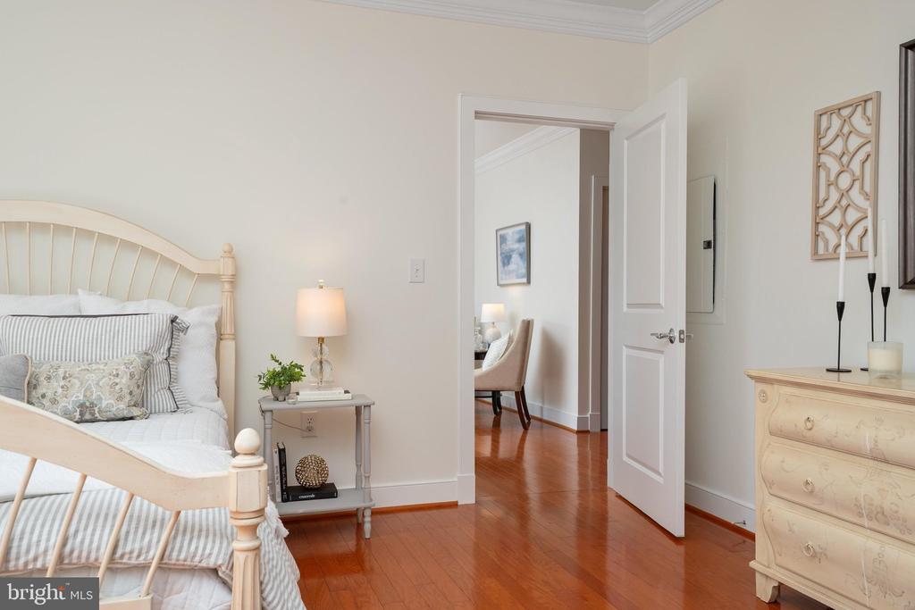 66 FRANKLIN STREET Unit: 409