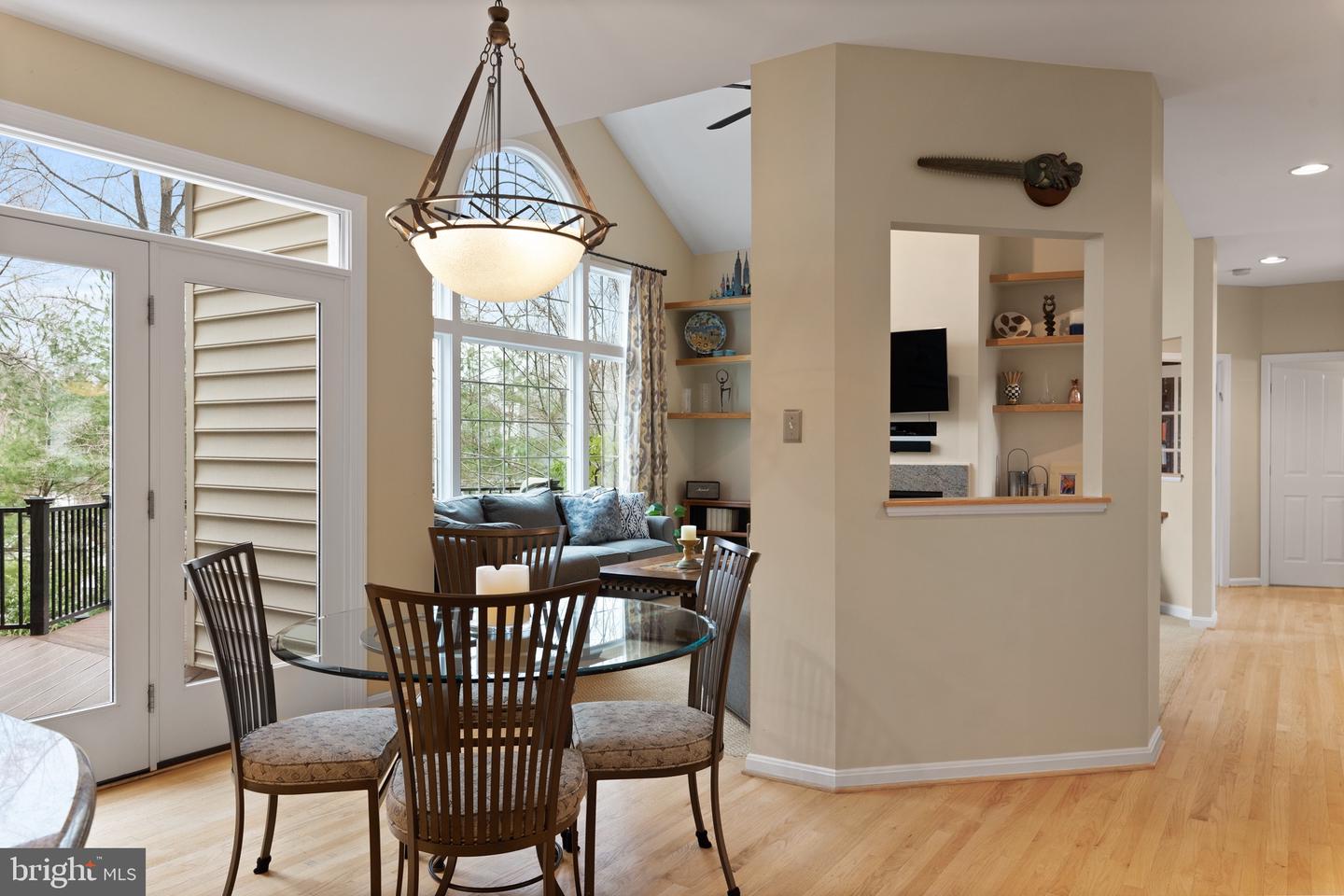 6620 Forest Shade Trl