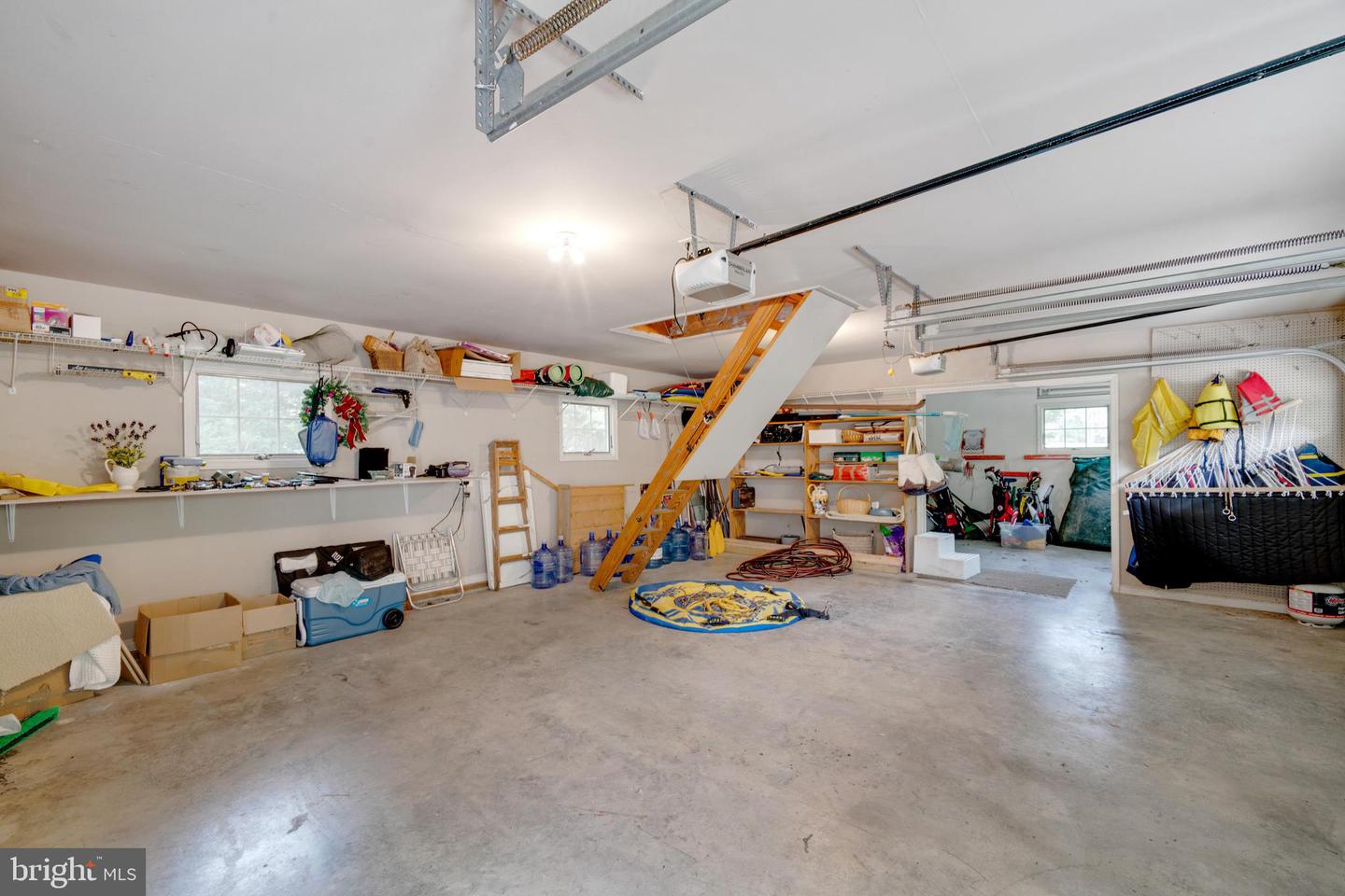 6880 Pentridge Ln