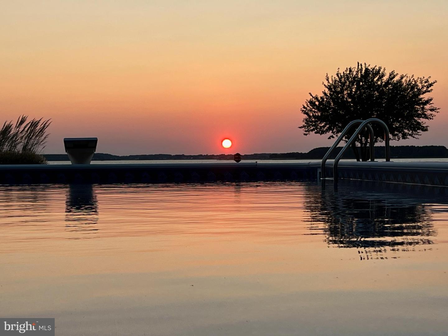 2856 Cox Neck Rd