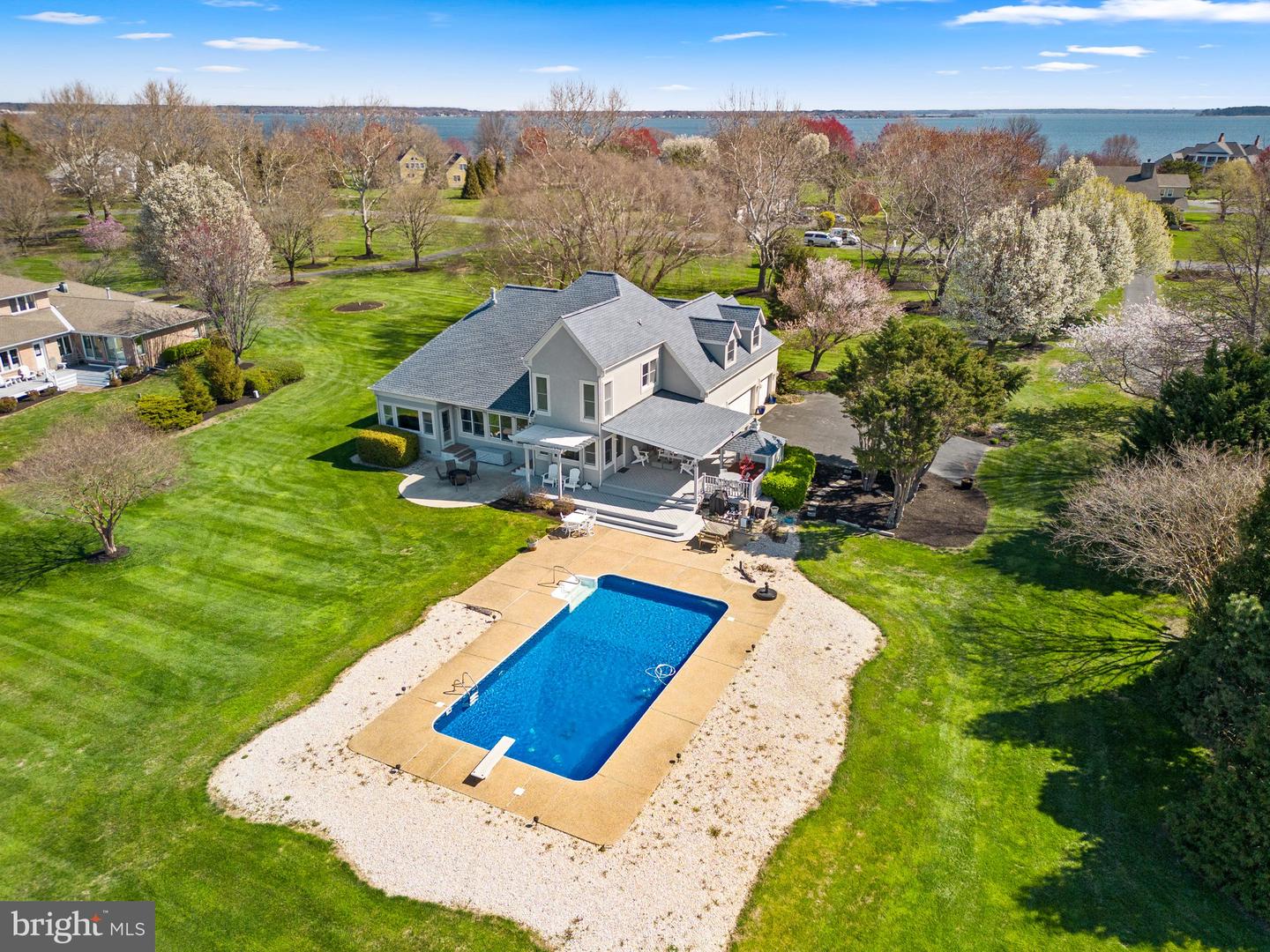 2856 Cox Neck Rd