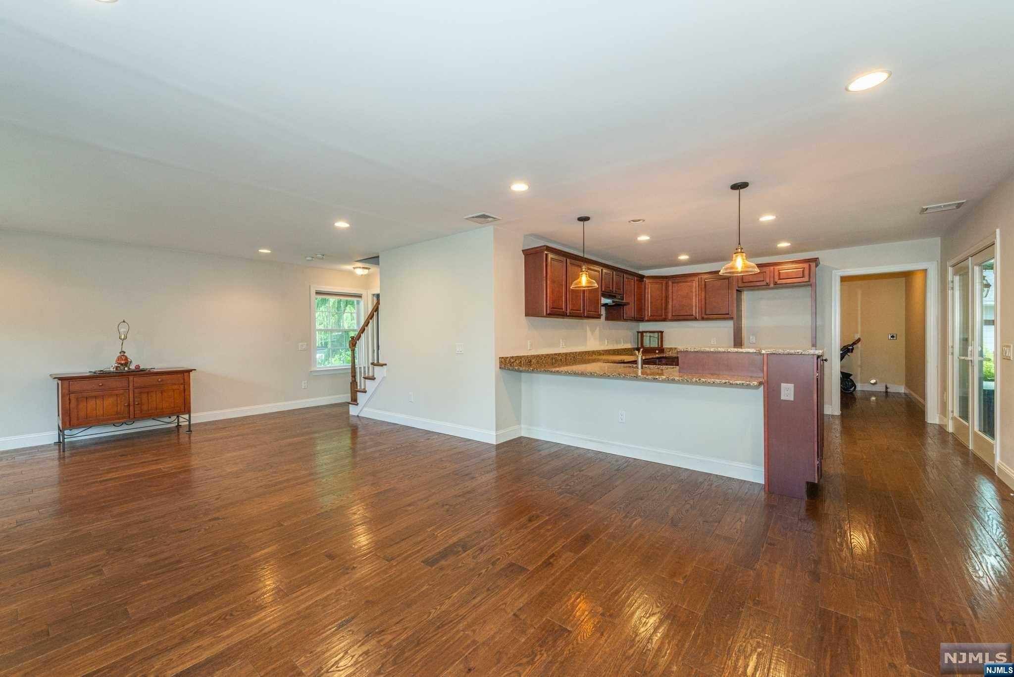 54 Franklin Avenue