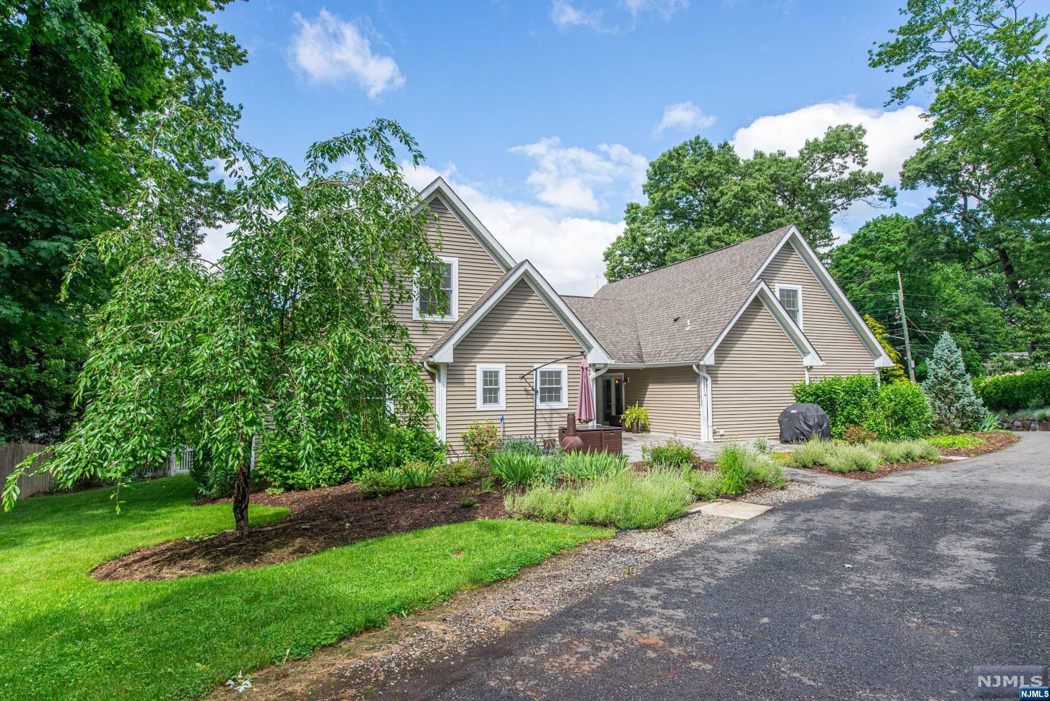 54 Franklin Avenue