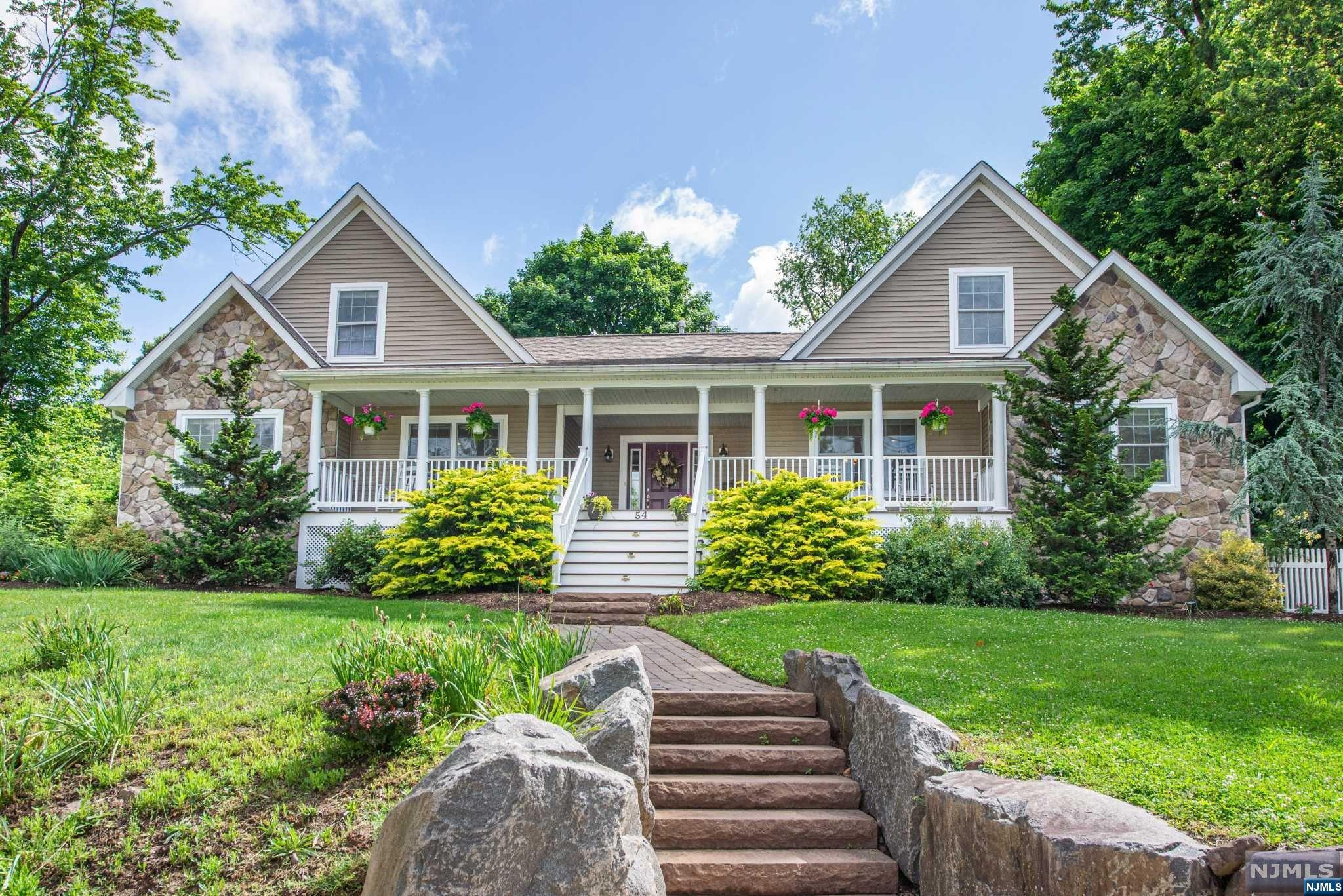 54 Franklin Avenue