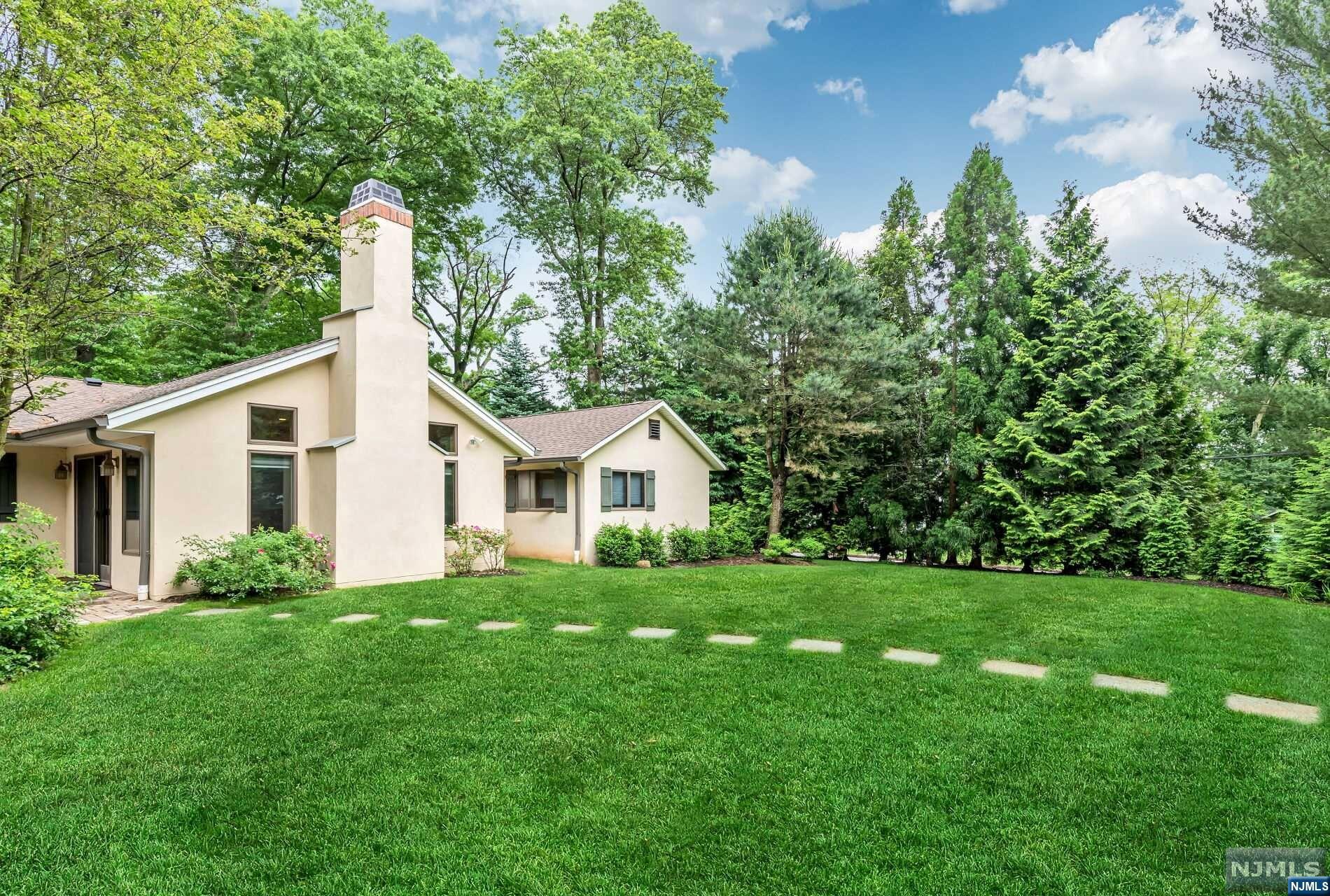 211 Wayfair Circle