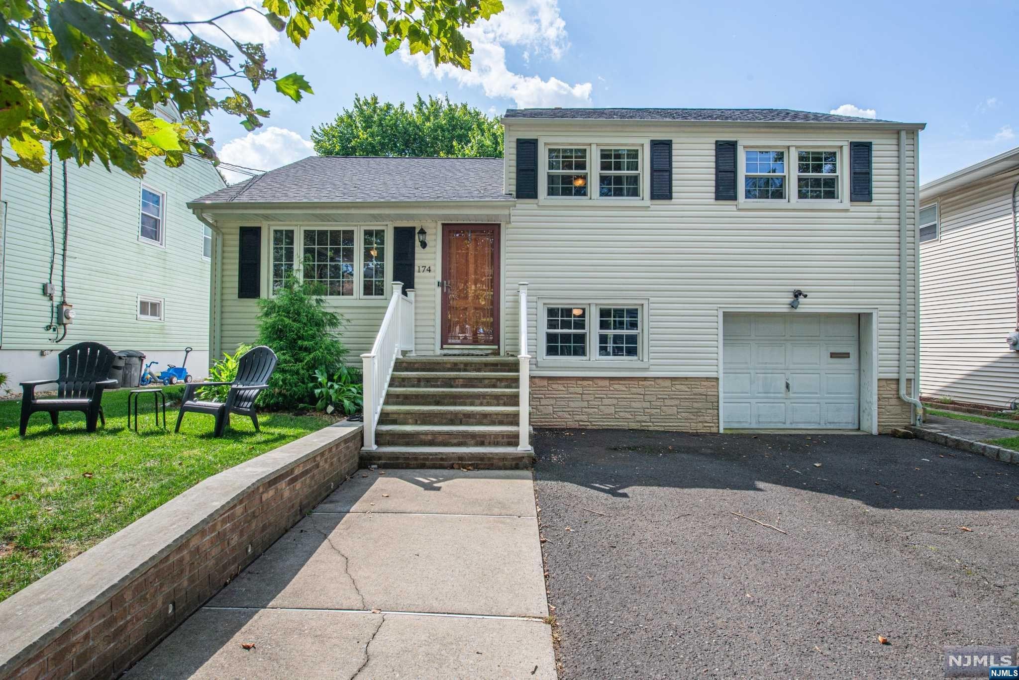 174 Jensen Avenue