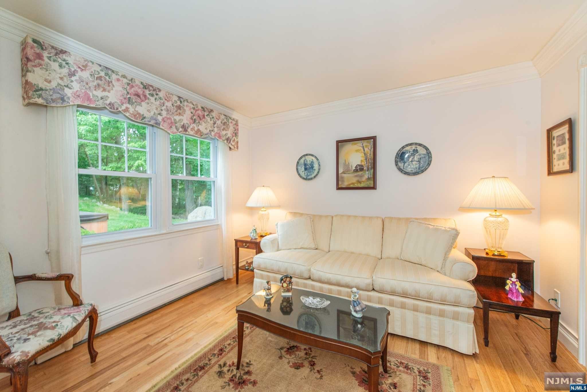 73 Glenmere Terrace