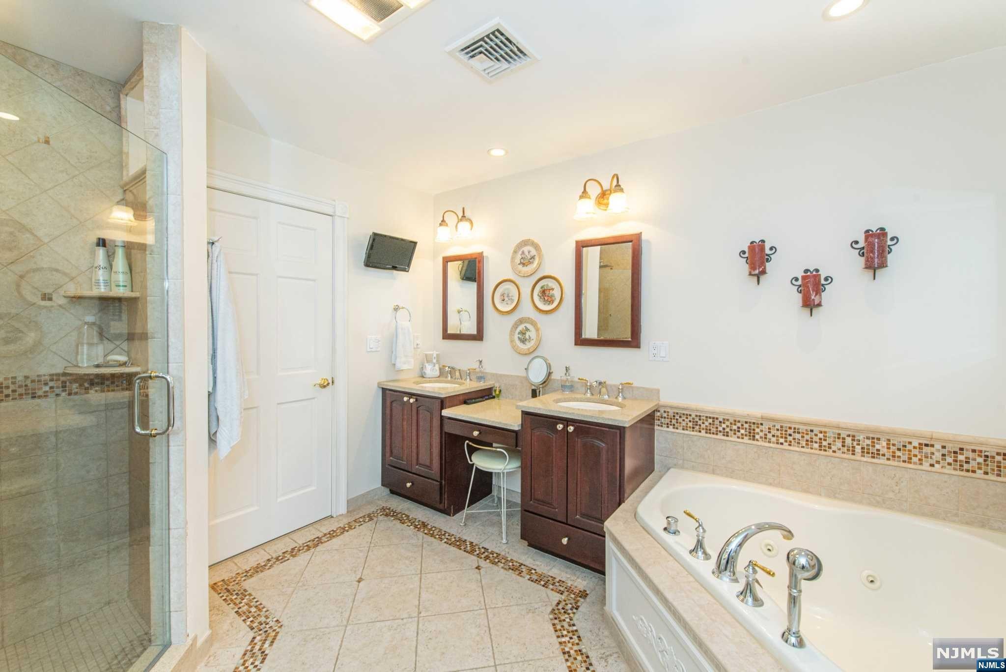73 Glenmere Terrace