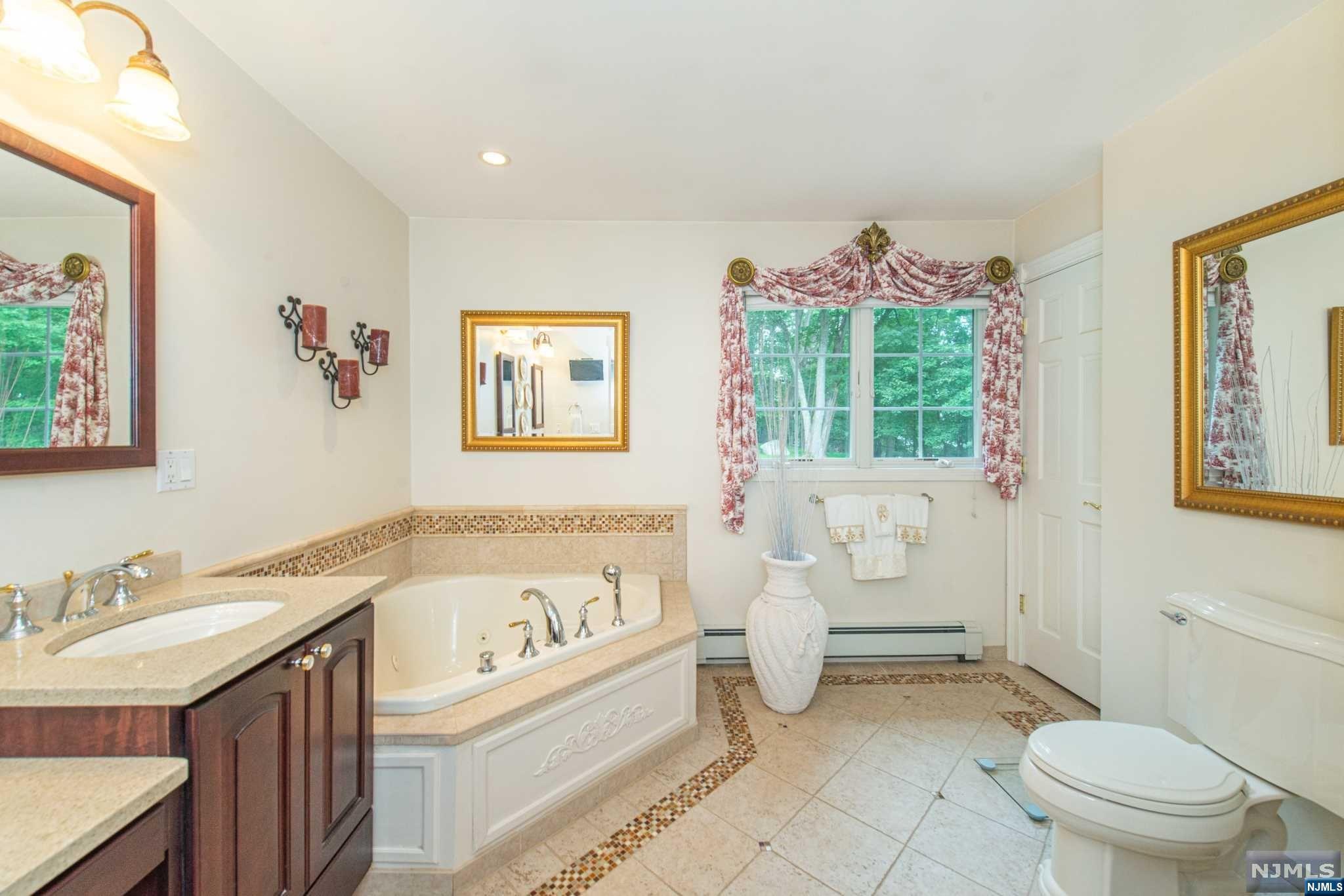 73 Glenmere Terrace