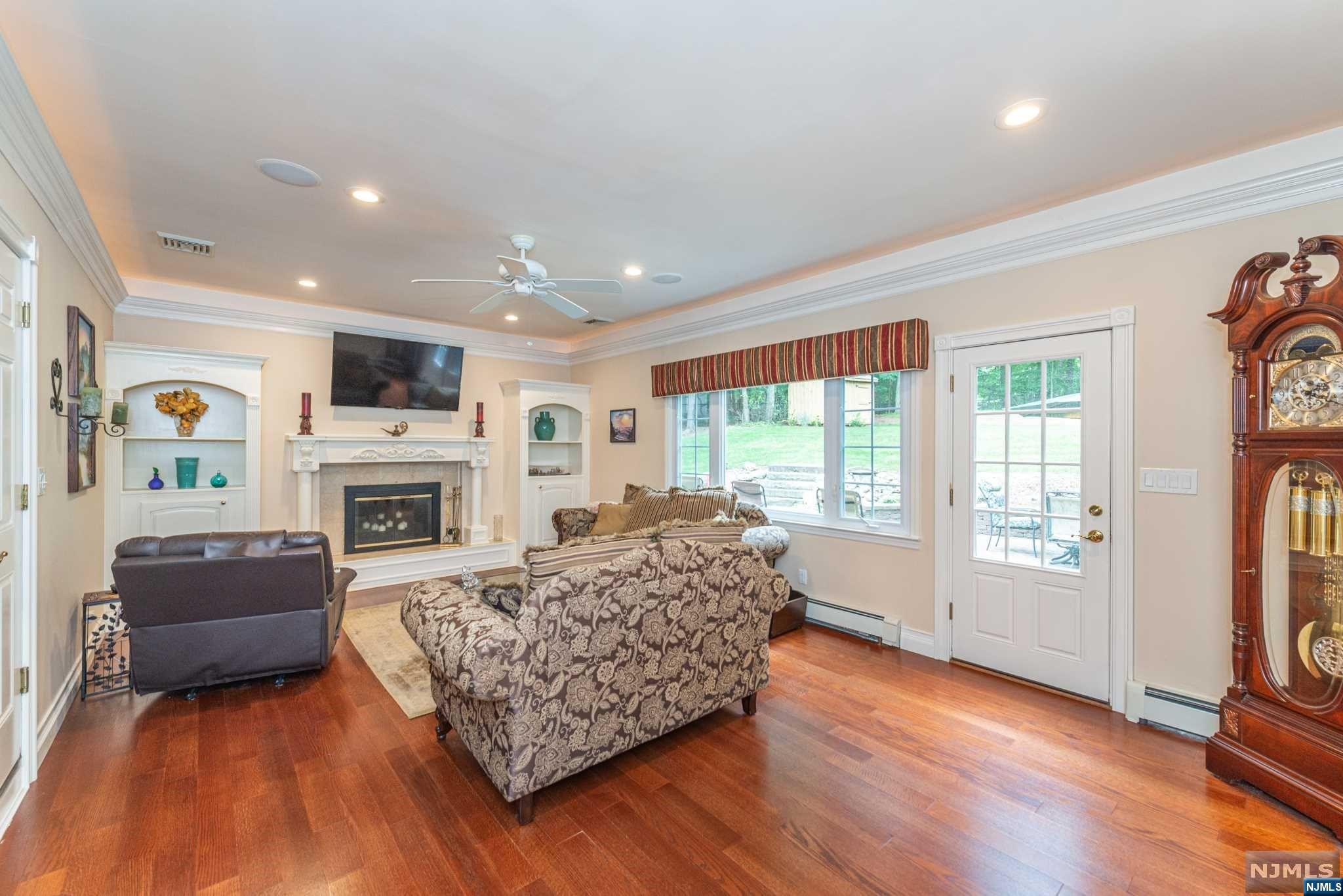 73 Glenmere Terrace