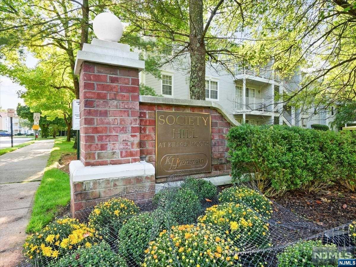 240 Larch Lane