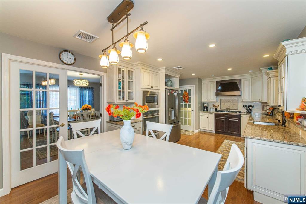 43 Elm Avenue