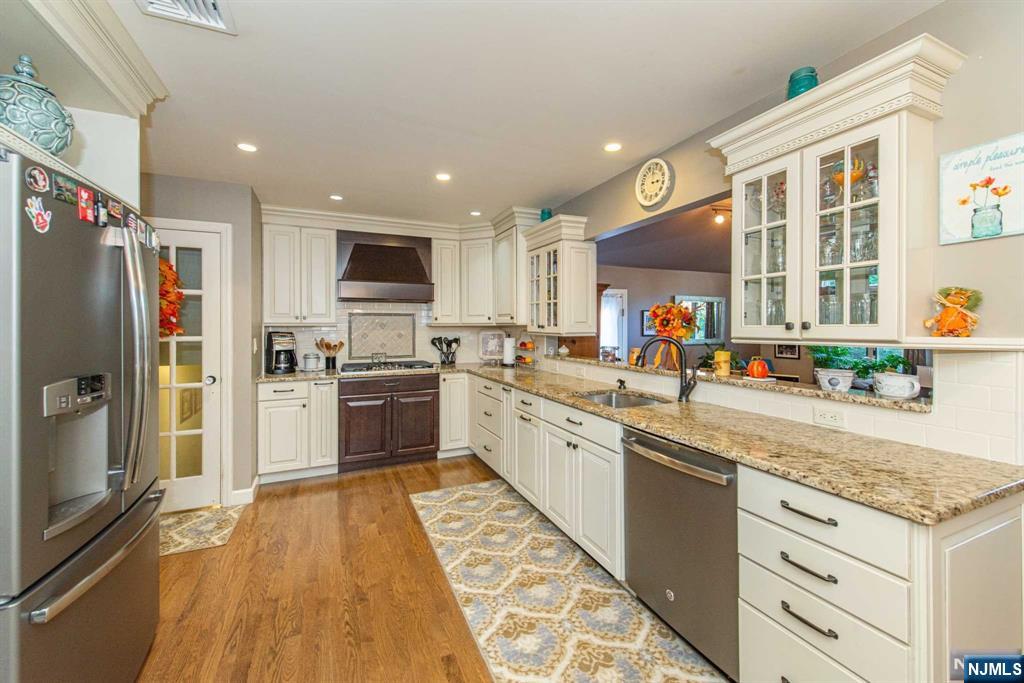 43 Elm Avenue
