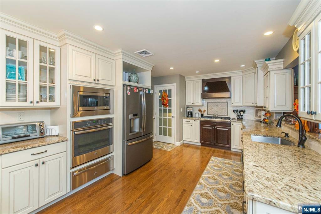 43 Elm Avenue