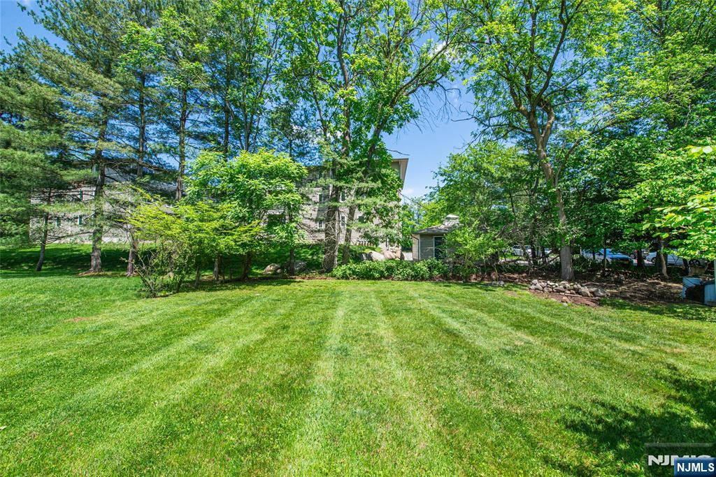 150 W Orchard Street
