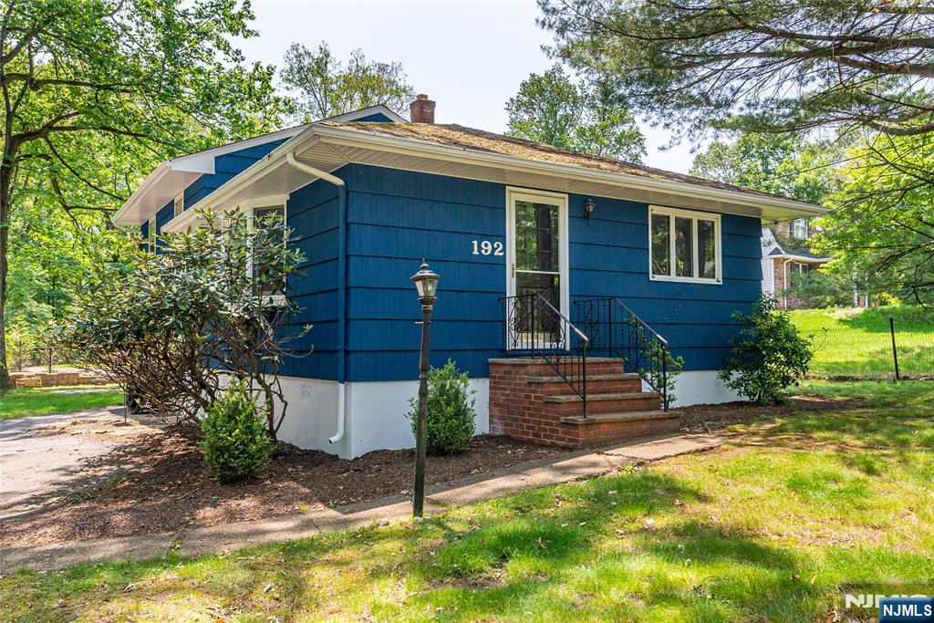 192 Woodland Avenue