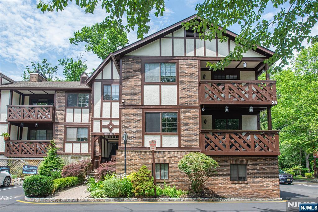 3514 Whittier Court