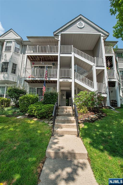 540 Holly Court