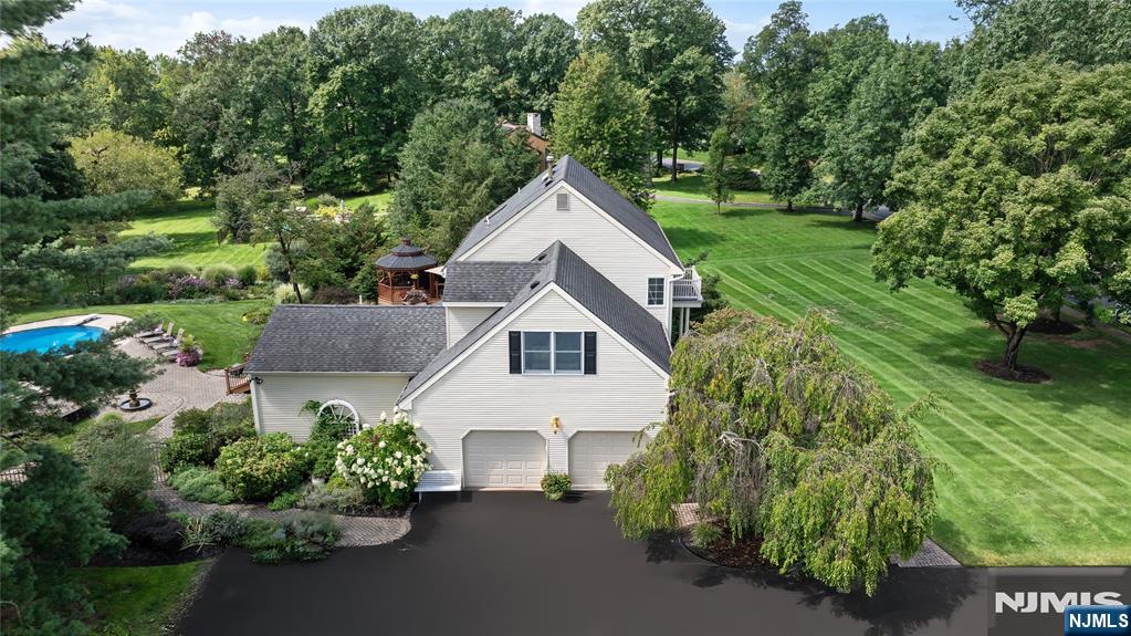 11 Ewing Drive