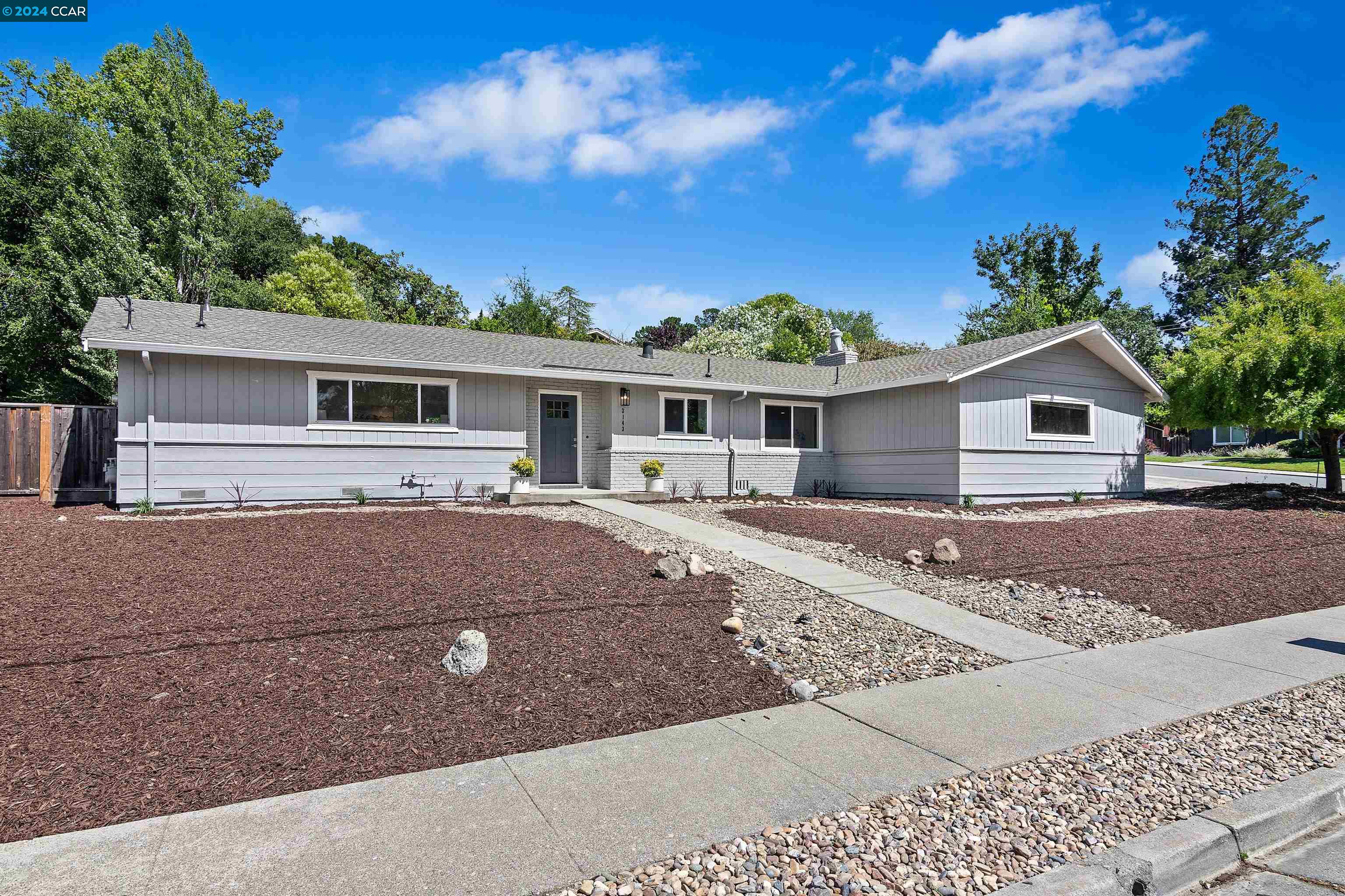 3143 Sweetbrier