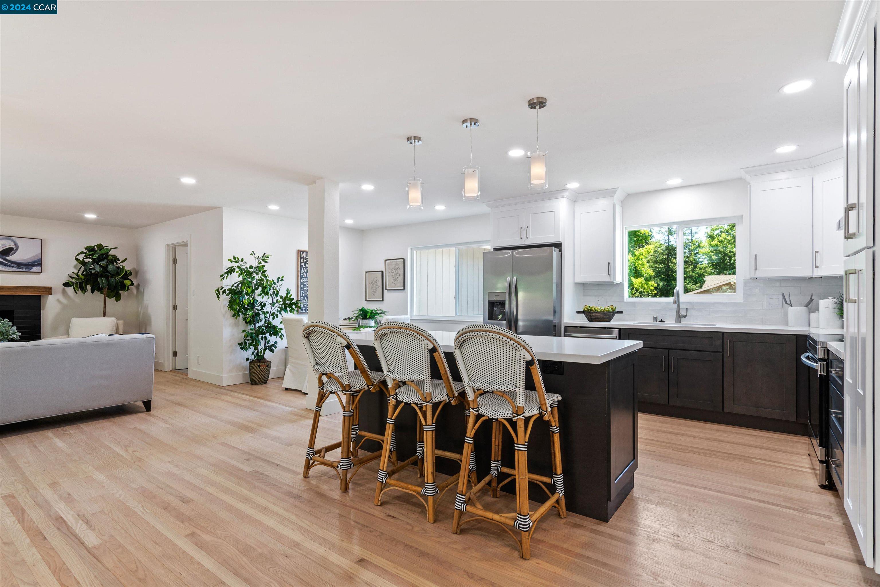3143 Sweetbrier