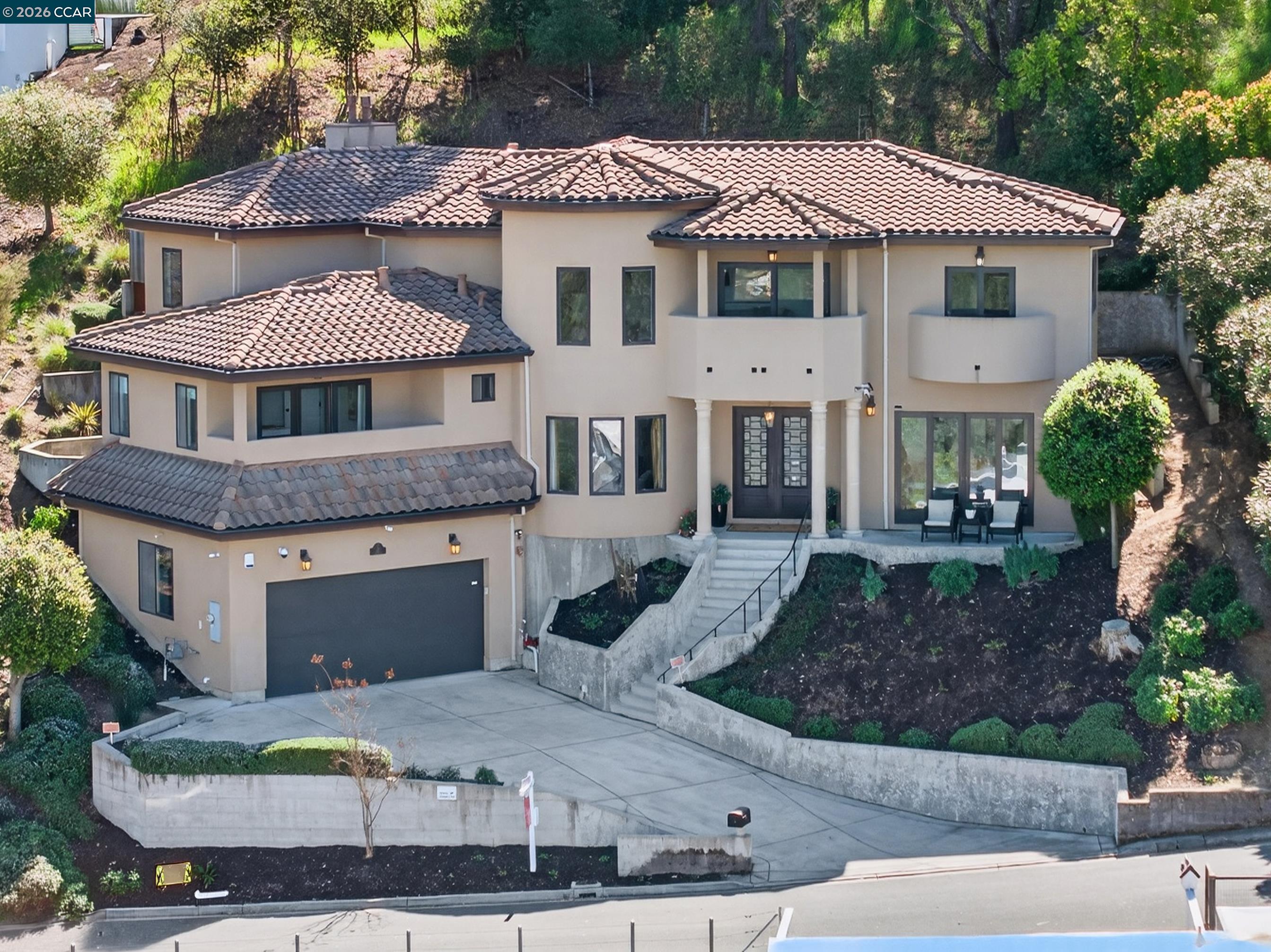137 Rudgear Dr