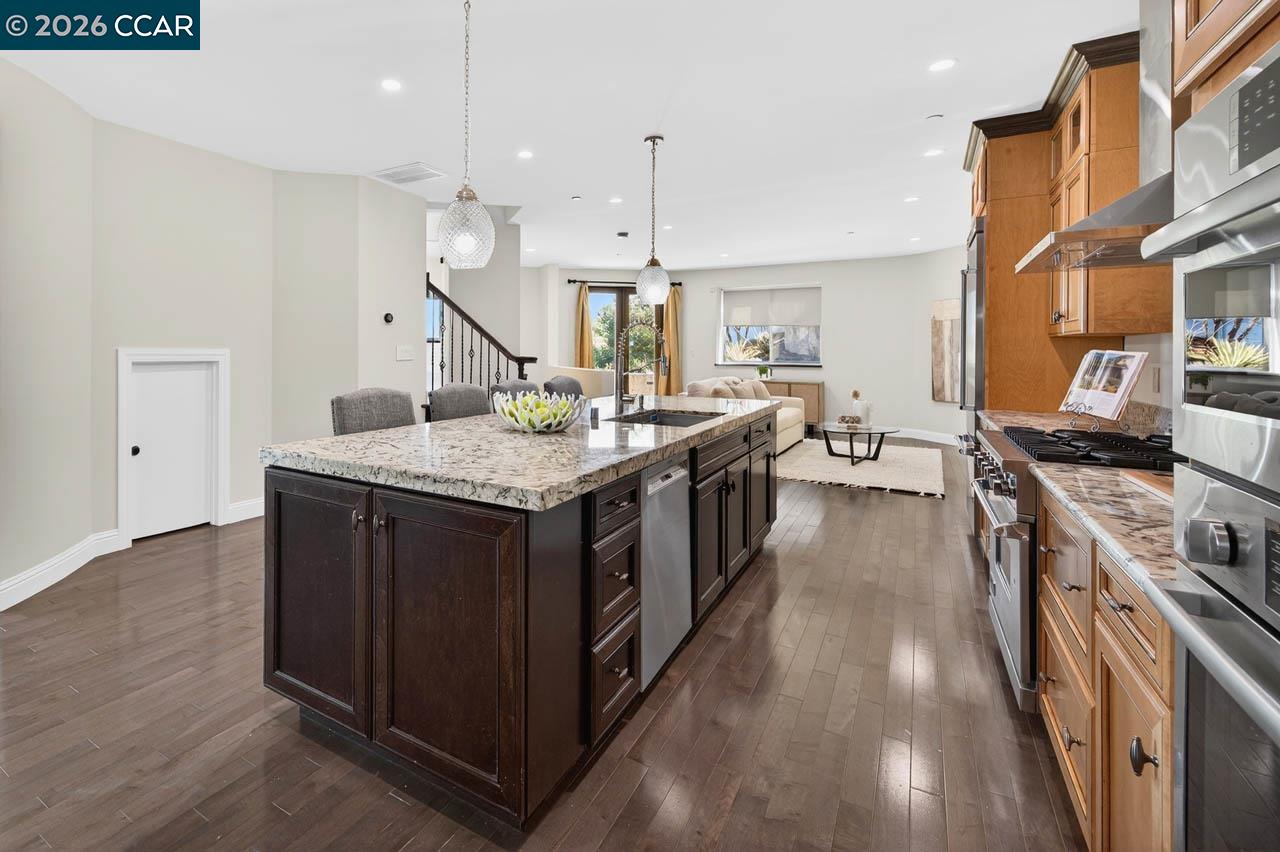 137 Rudgear Dr