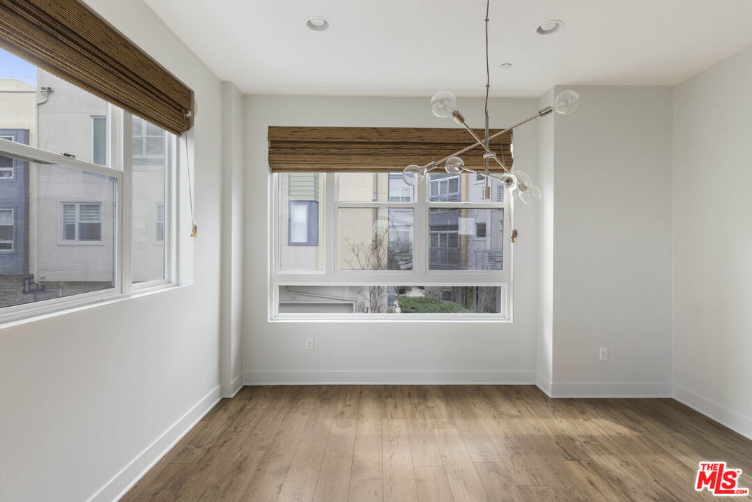 2753 Waverly Dr Unit: 1108