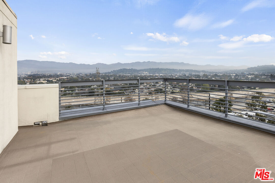 2753 Waverly Dr Unit: 1108
