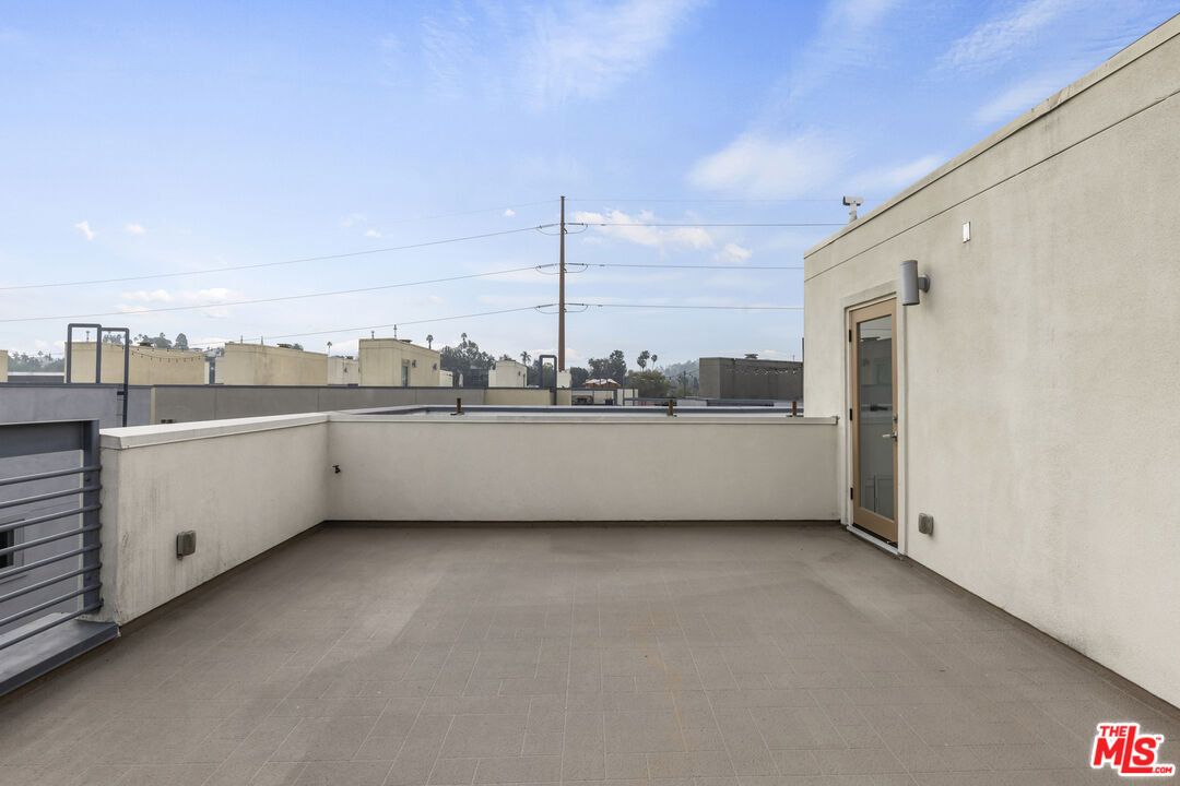 2753 Waverly Dr Unit: 1108