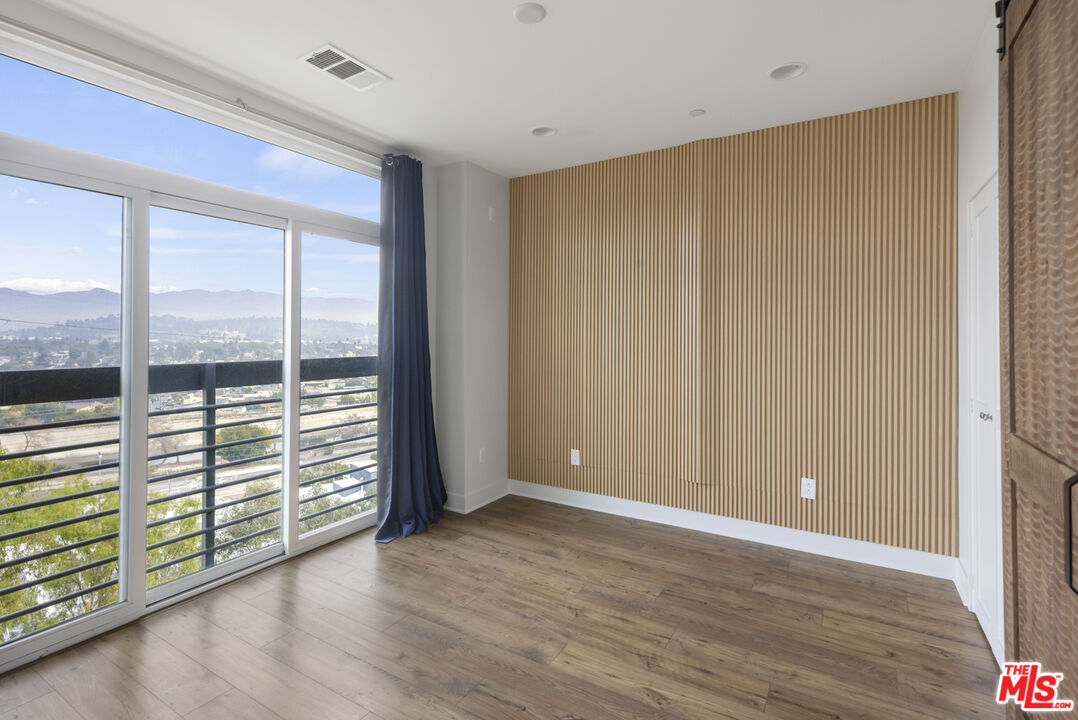 2753 Waverly Dr Unit: 1108