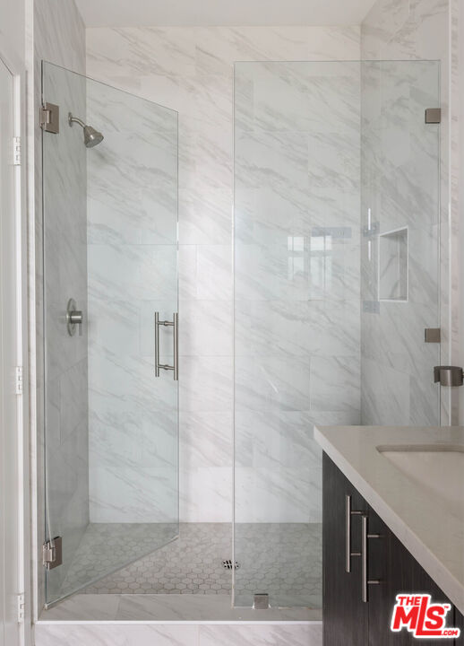 2753 Waverly Dr Unit: 1108
