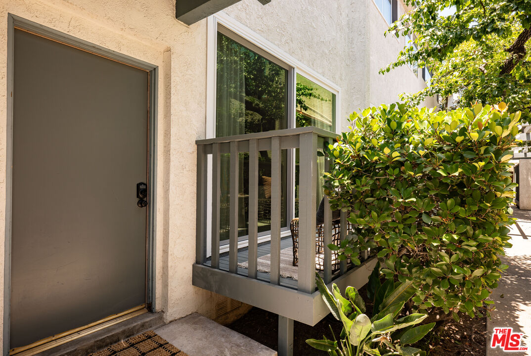 1144 17th St Unit: 6