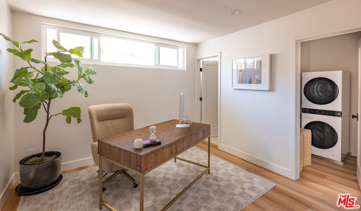 1144 17th St Unit: 6