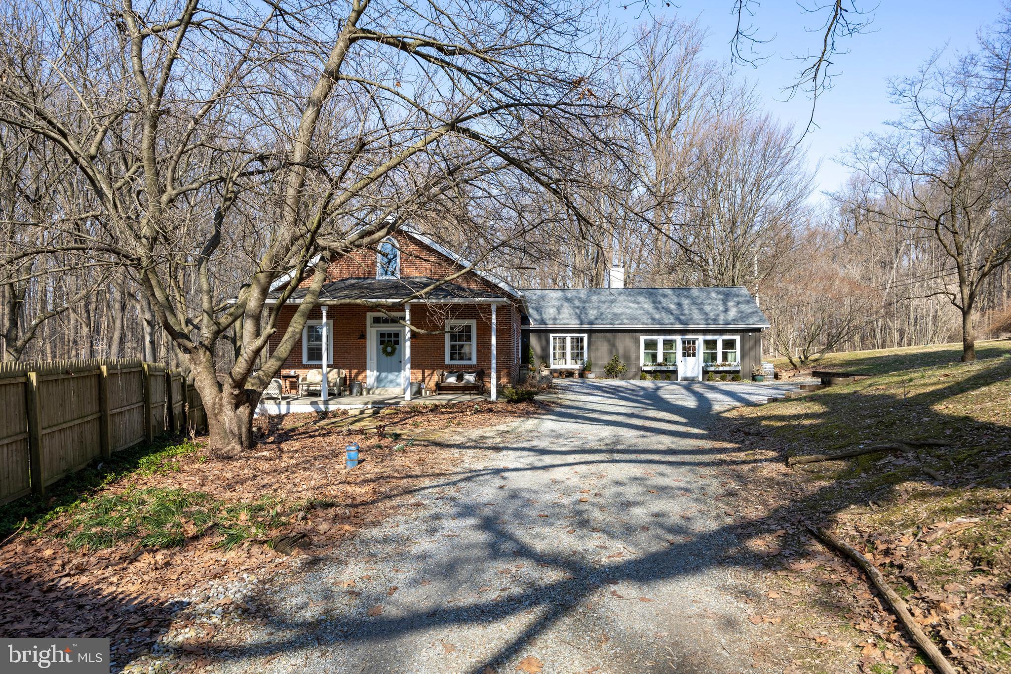 950 N Chatham Rd