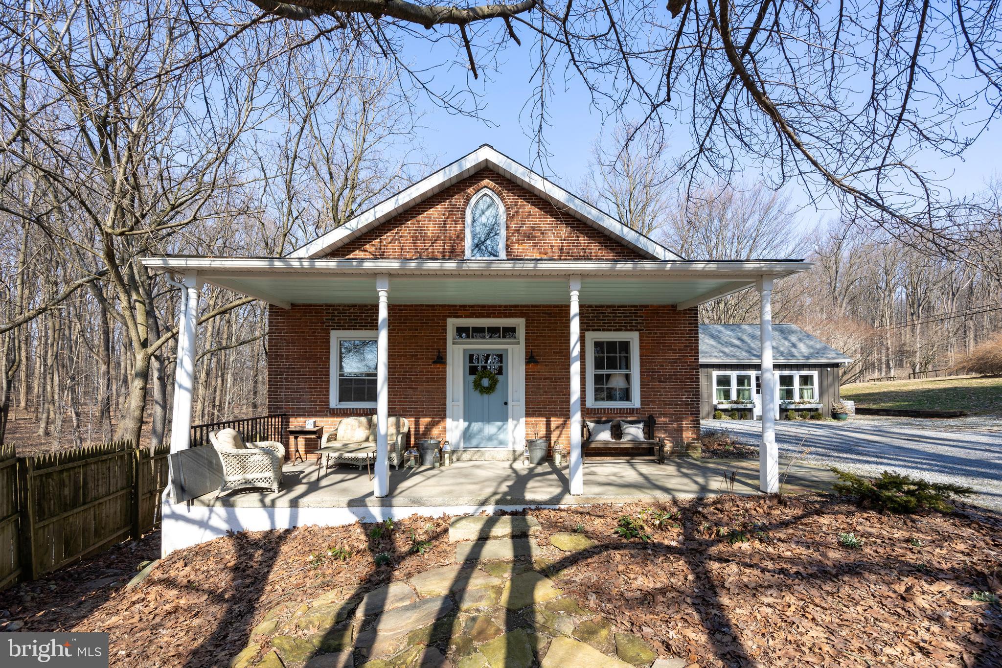950 N Chatham Rd