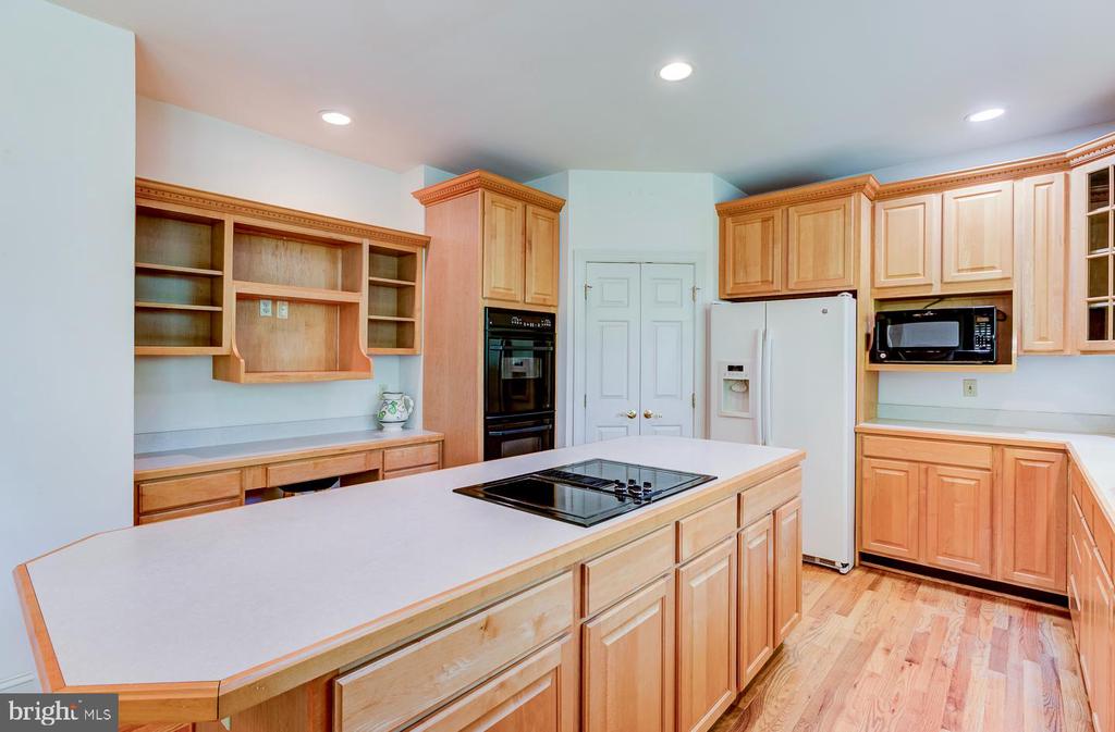414 Hessian Dr