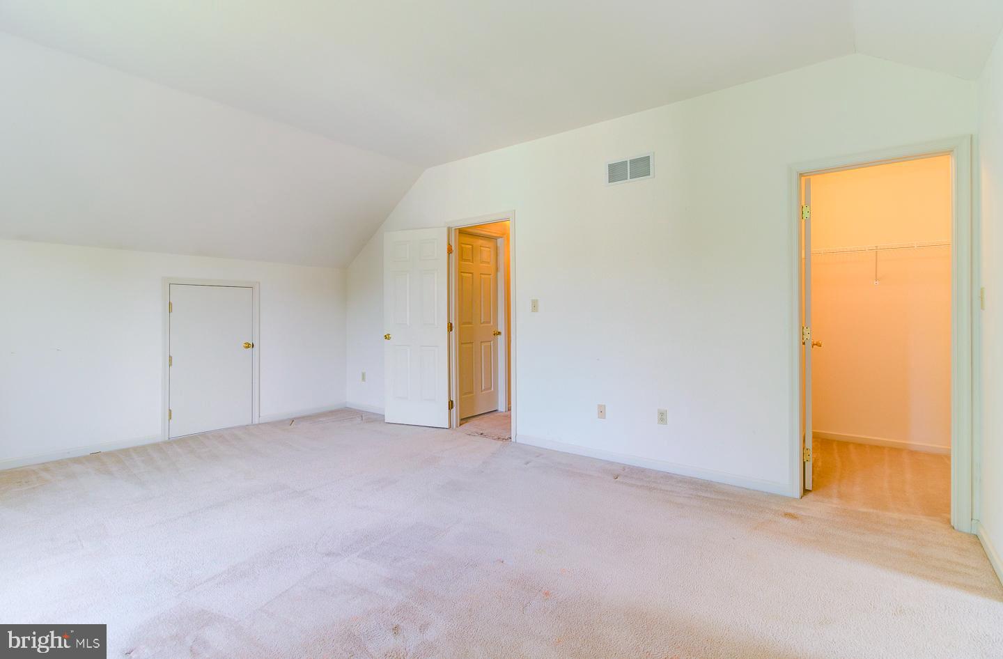 414 Hessian Dr