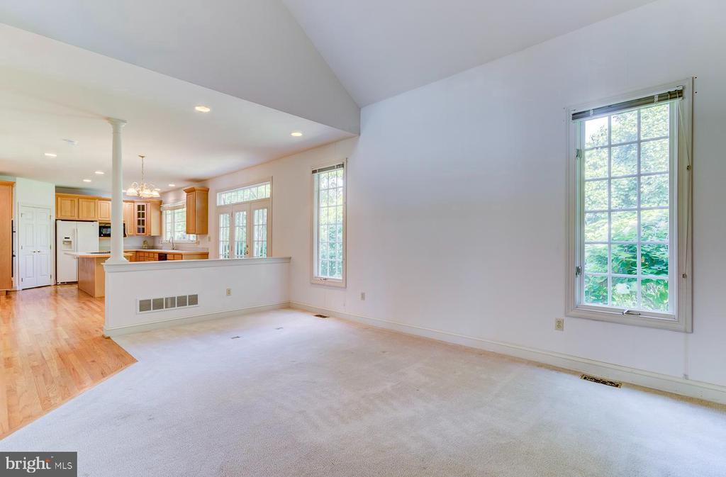 414 Hessian Dr