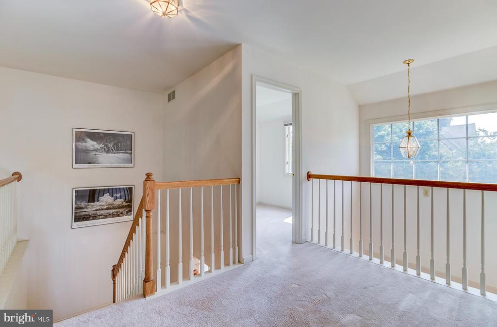 414 Hessian Dr