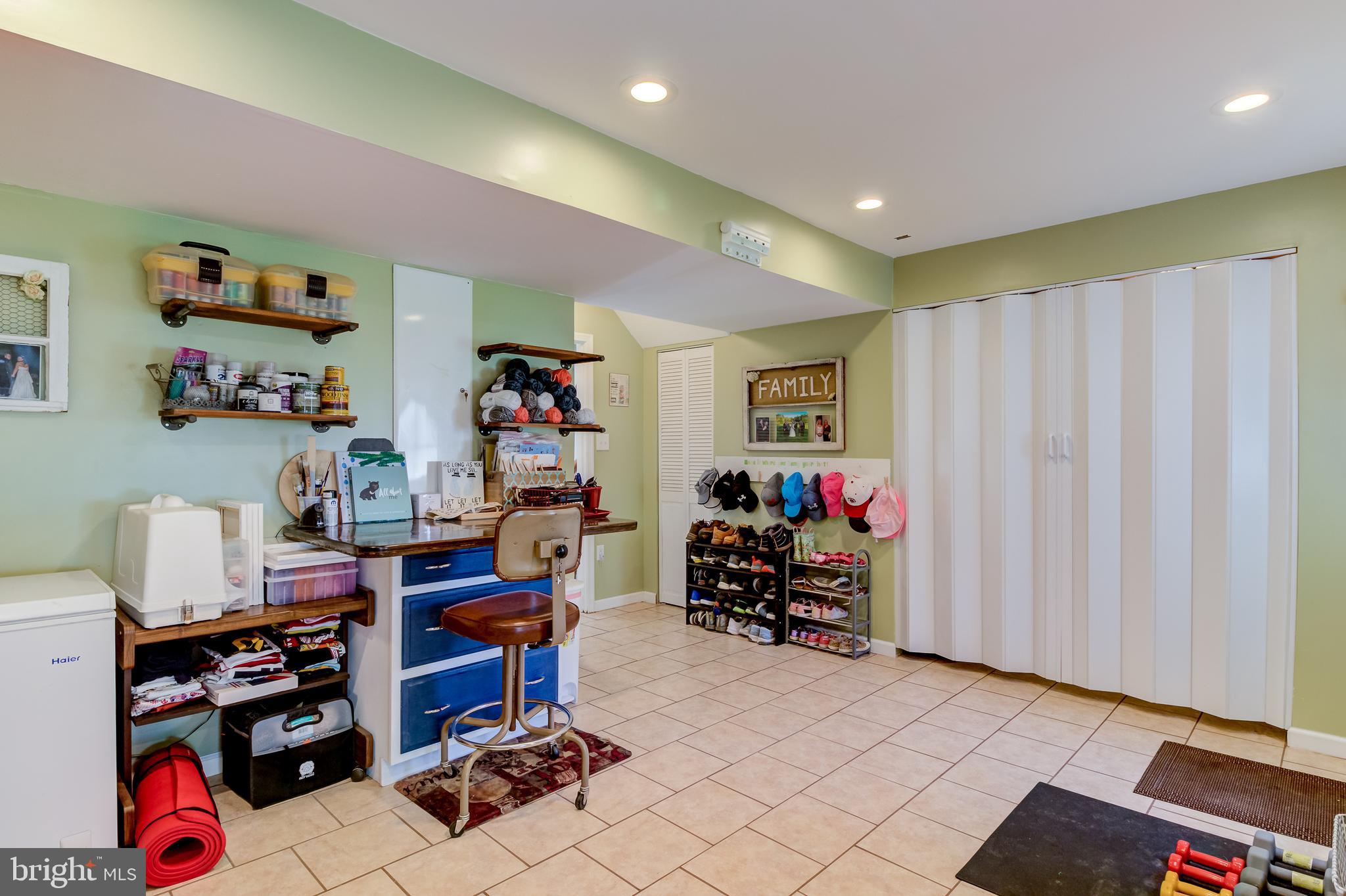 27 Tuxford Ln